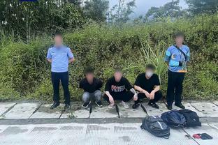 还需适应，苏亚雷斯本场数据：射门&过人等数据挂零，评分6.7分